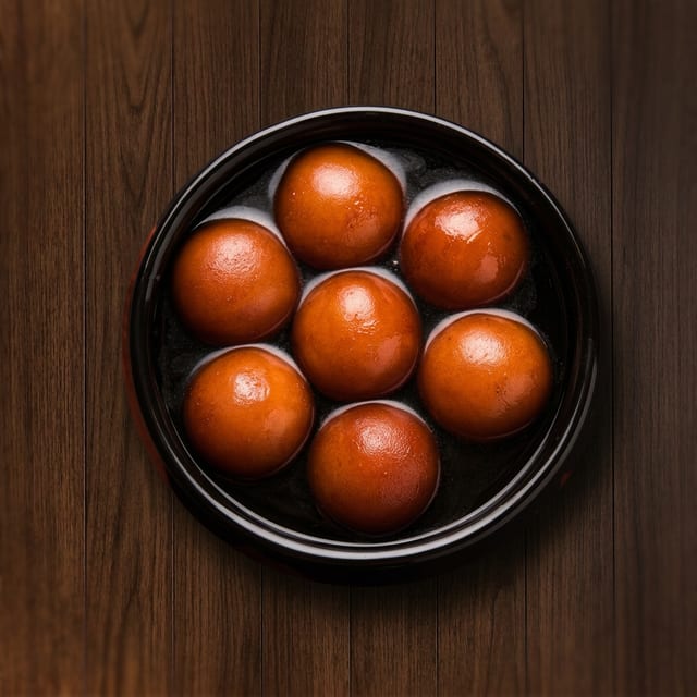 Gulab Jamun - 8 pieces.