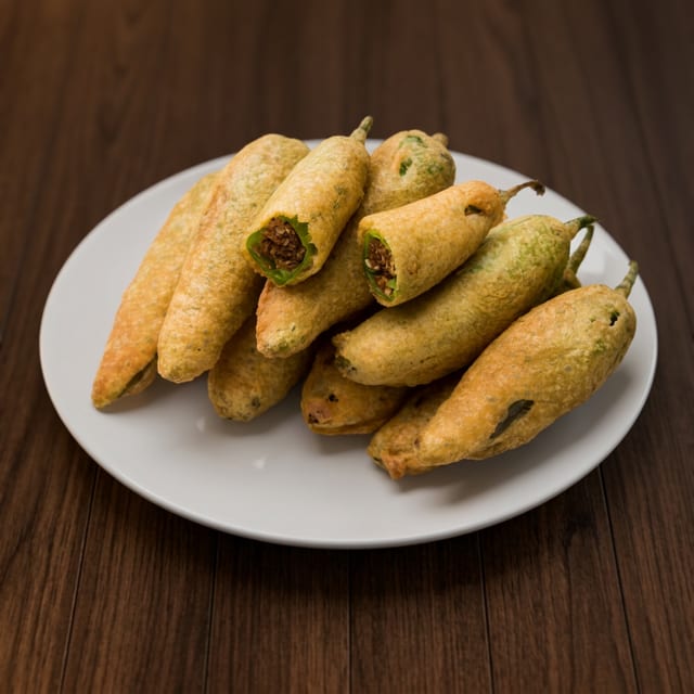 Cut Mirchi.